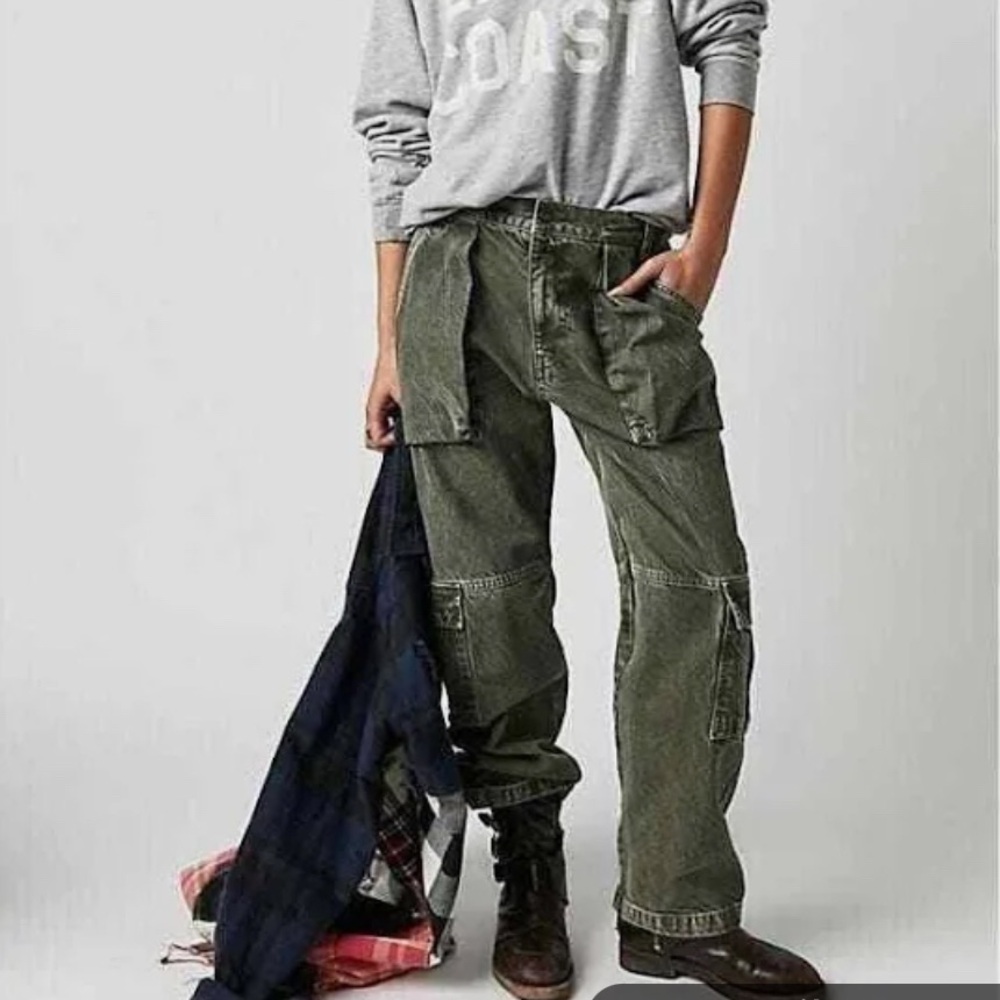 NWOT Free People Marx Slouchy Dark Wash Cargo Jeans